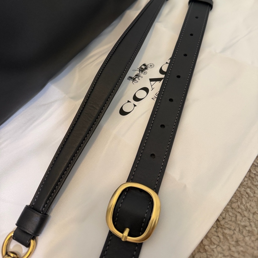 Coach Juliet Black Leather Shoulder Bag - Picture 3 of 7